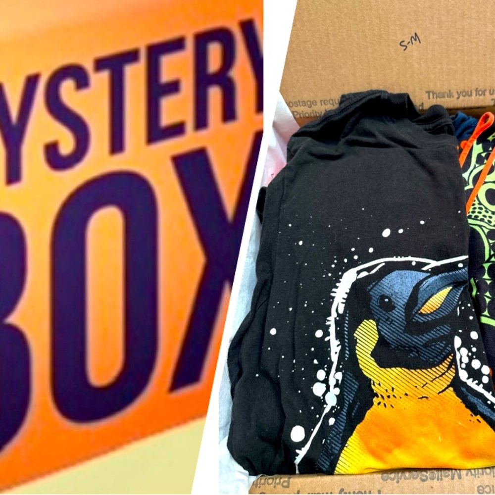 MYSTERY BOX WOMENS SIZE S CLOTHING BUNDLE FOR RESALE Or SELF MB102